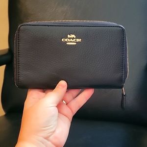 Black Coach medium zip wallet. Weekend sale!